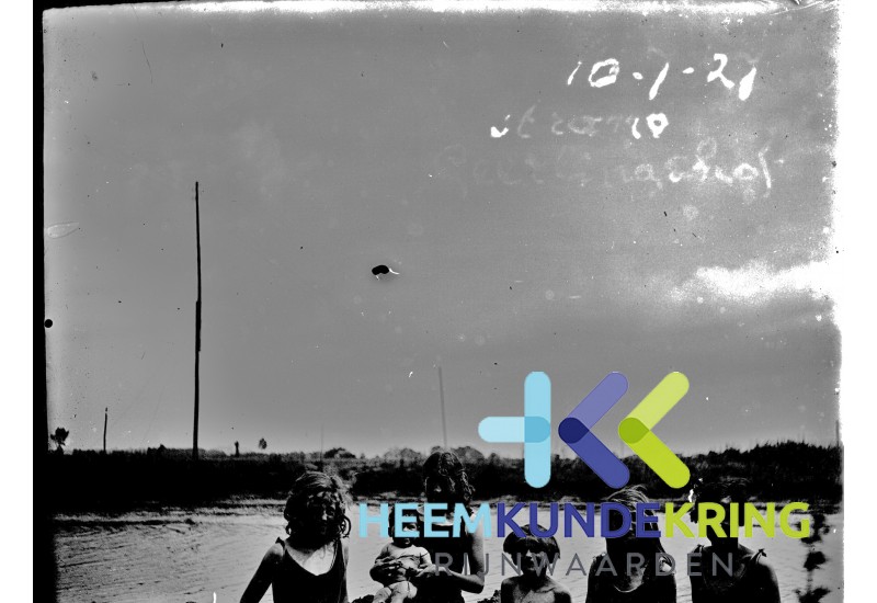 AfbeeldingStrand Geerlingshof 10-07-1927 F00000886